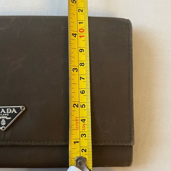Authentic RARE Prada Wallet - Picture 10 of 11
